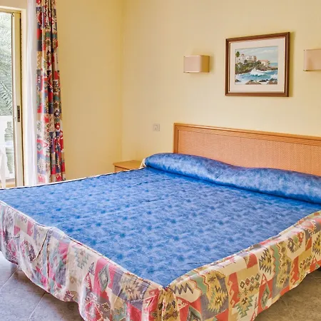 Hotel Rf San Borondon