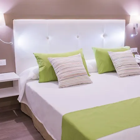 Rf San Borondon Hotel