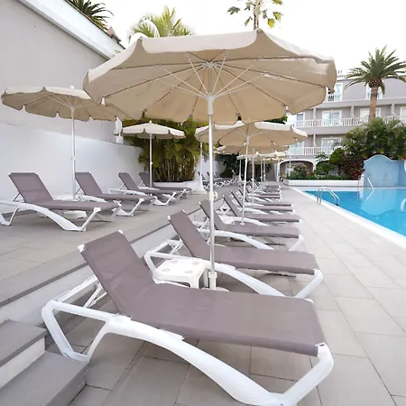 Rf San Borondon Hotel