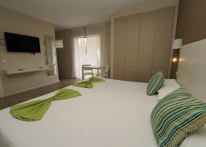 Rf San Borondon Szálloda