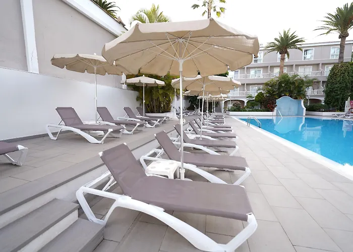 Rf San Borondon Szálloda