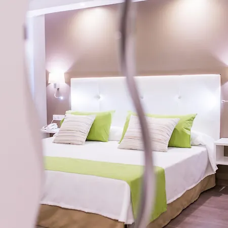 Rf San Borondon Hotel