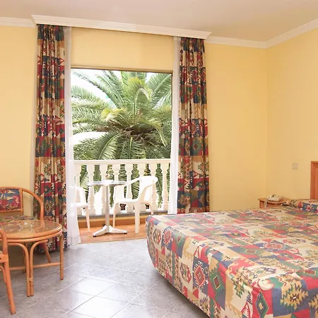 Rf San Borondon Otel